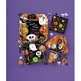 8 SPOOKY SMILES 9" SQR PLATES