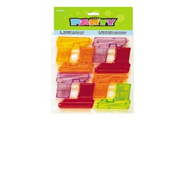 8 SQUIRT GUNS